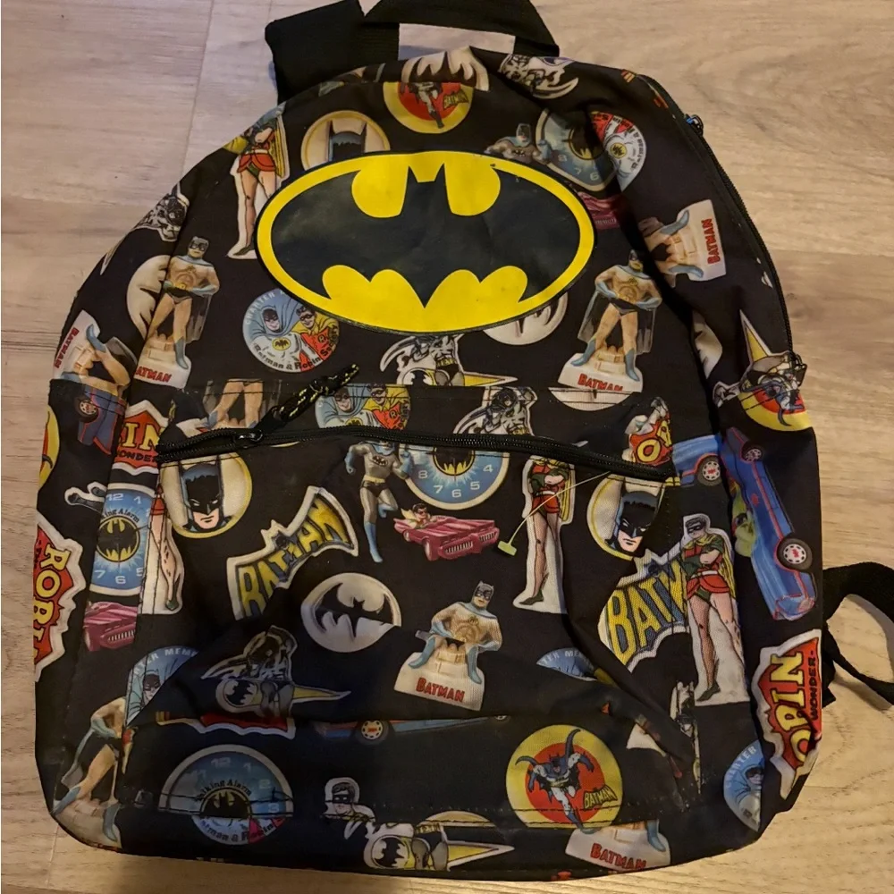 - Kids Batman backpack with bat symbol print in black